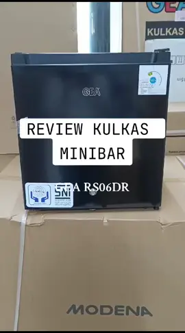 KULKAS MINIBAR CUMAN 1 JT? Review Kulkas Minibar Gea RS06DR Cocok untuk Kamar Kos Tersedia warna Silver dan Hitam 45 L dan 60 W Tegangan 220 Volt SNI Certificate CFC Free Stainless steel door Reversible door Door shelves can hold 2L bottle Adjustable feet Eco friendly Lock Static Cooling system Hub kami untuk tanya-tanya. Klik link di bio untuk order via tokopedia, shopee atau wa: +62 856-8444-801  #kulkasminibar #minibar #kulkasmini #kulkasminiportable #reviewkulkasmini #reviewkulkas #kulkasportebel #jualelektronik #jualkulkas #elektroniktangerangmurah #tokoelektronikdepok #elektronikjakartamurah