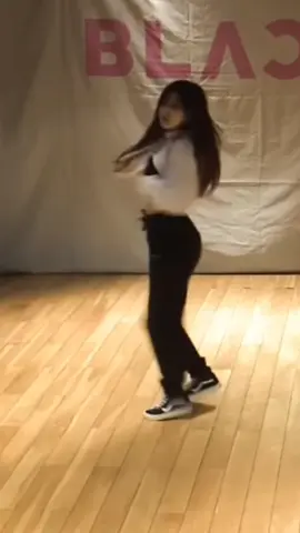Eski fancamim pek güzel değil kusura bakmayın #rosefancam #fancams #heyyis #foryoupage #fyp #heyyis_fancam 