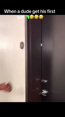 #funnyvideos😂 #comedy🤣 #fypシ #foryourepagetiktok #viraltiktok #viral_video #foryoupage #fypシ 