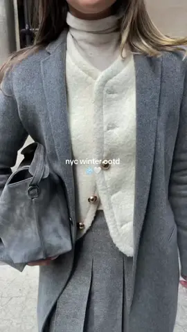 below freezing in new york ❄️ — let me know in the comments below what you guys think anout this look 🥺