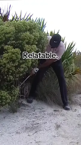 The utmost rare moment where Tiger Woods is one of us #golf #PGATOUR 