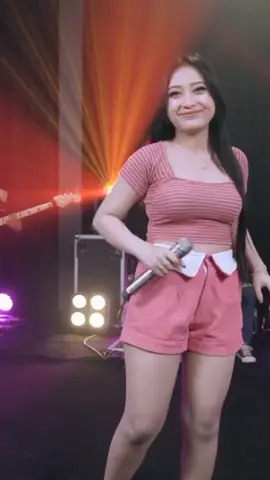Shinta Arsinta - WIRANG  #fyp #tiktok #dangduthits #viral #shintaarsinta #music 