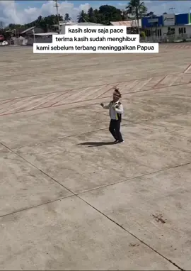 Pace ko terlalu keren 🥰 #papua  #bandara  #judika  #terbaru  #fyp 