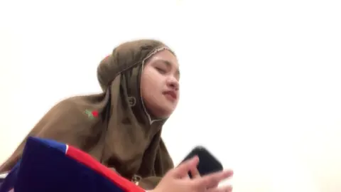 pengen bgt nyanyi Lagu Cukup-Nya @Ziva Magnolya dengan lepas huhu😭 gaenak nyanyi nada tinggi dikosan tkut kednegaran tetangga jdinya pake yg lower key wkwkwk. so love this song so muchhhhh!!!!!!!!!💗💗💗💗 #zivamagnolya #cukup #cukupzivamagnolya #fyp #coverlagu 