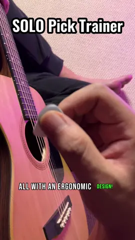 No More Pick Slipping! Discover SOLO Trainer Magic 🌈🌟 #beatpicks #guitarpick #guitarpicks #guitar #guitartok #fyp 