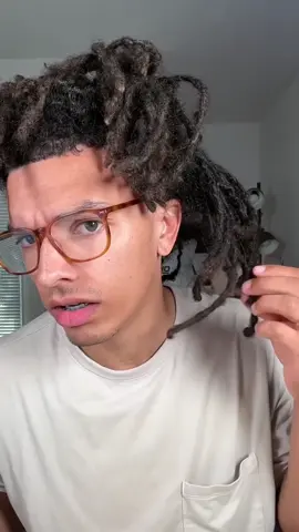 I messed up… 😭 #d#dreadsd#dreadlocksl#locsv#viralf#fypf#freeformdreadsr#retwisth#hairgrowths#straighthairdreadstransformation 