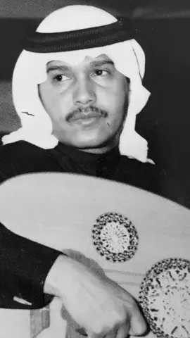كان اعتذر لك عن هواي ..  وما اقول أنا كوني معاي ..  #محمد_عبده #فنان_العرب #صانع_الاغنية_السعودية #محمد_عبده_فنان_العرب #abdu #ابونوره_محمد_عبده #اكسبلور #عود #جلسة #ابعتذر_عن_كل_شي_الا_الهوى #ابعتذر 