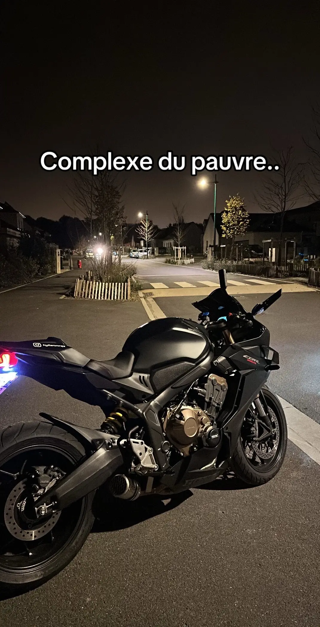 bon après 8000€ avec seulement 5000km c’était la pépite à saisir 🤑  #pourtoi #fyp #motard #moto #bikelife 