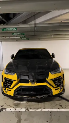 Urus | Mansory 💛 #dc #dlaciebie #fy #fyp #carspotting #carspoter #spotting #wroclaw #poland #viral #viralvideo #urus #lamborghini #mansory #lamborghiniurusmansory 