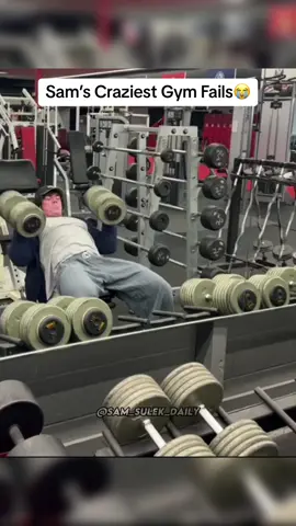 *all actions are preformed by a professional* #samsulek #samsulekeffect #samsulekedit #samsulekmeme #gym #lifting #bodybuilding #funny #funnymoments #gymfail 