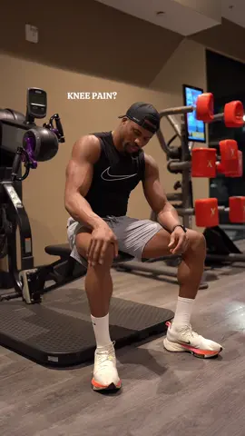 doing just these 2 things helped reduce my knee pain tremendously, give them a try - terminal knee extensions (tke) - walking backwards on the treadmill #fyp #kneepain #healthy #gym 