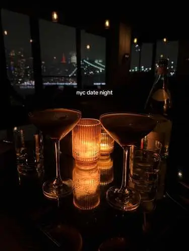 highly recommend going here if you havent!! #nycdinnerspots #nycdinnerrecs #brooklynbridge #1hotel #1hotelbrooklyn #nycskyline #nycview #dinnerdatenight #dinnerdateideas #romanticdinnerfortwo #romanticdinnerdate #nycfood #nycrestaurants 