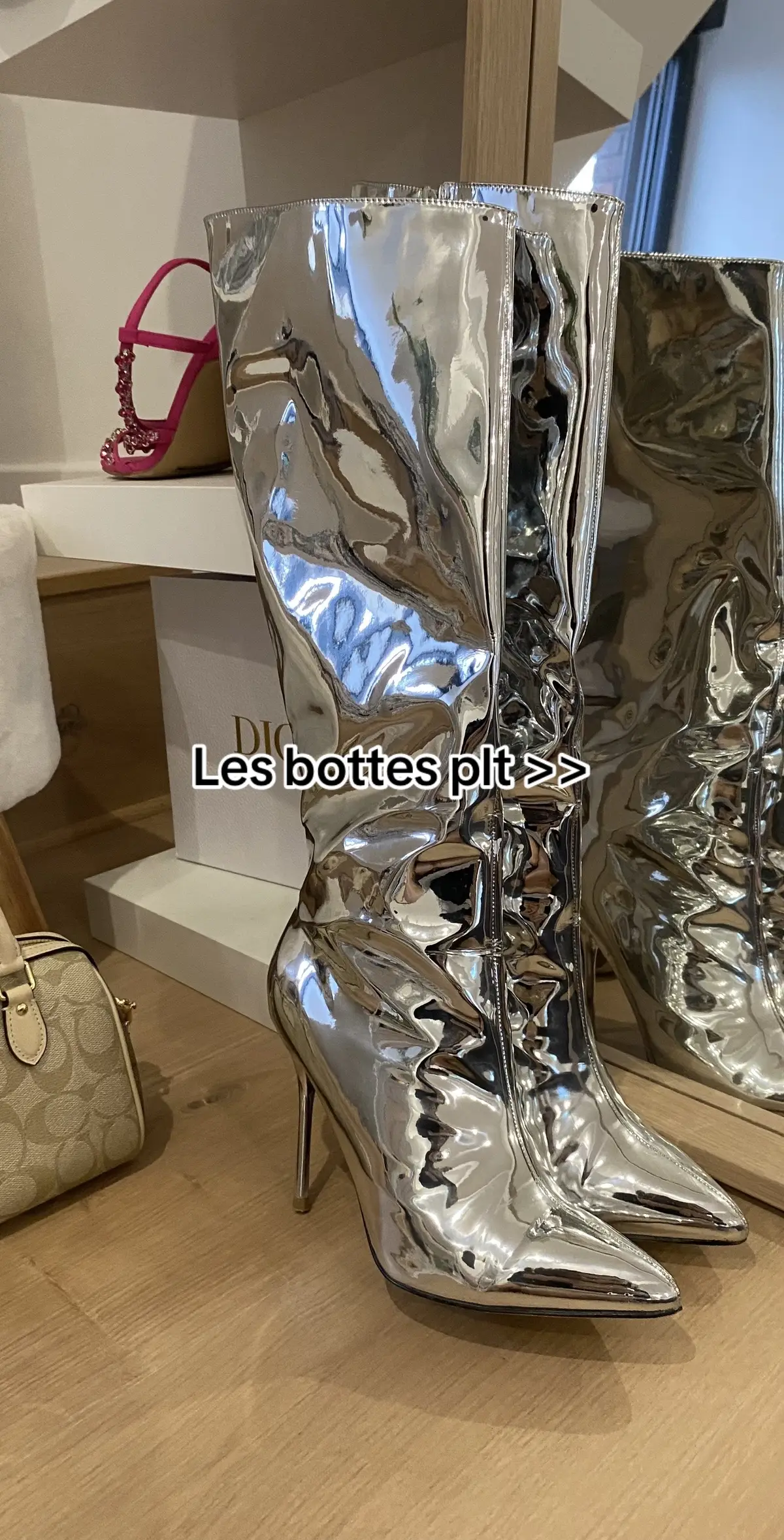 Ces bottes argentées >> 🛸🛸 #fypシ #OOTD #fyp #haul #plthaul #plt #prettylittlething #viral #talons #bottes 