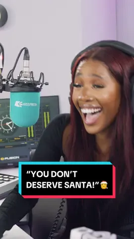 @Tatum McGreal woke up and chose violence. No Christmas jumper, no santa, periodt. 💅 @Henrie’s Hotline with the KISS fam, XMAS Edition  #Christmas #christmasick #kissfresh #henriehotline 