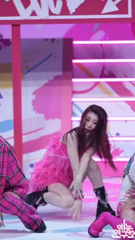 [CHAERYEONG FANCAM]#chaeryeong #itzy #loco #locochaeryoung #itzychaeryeong #itzyfancam #fancam #locofancam #locofancamchaeryeong #kpop #kpopfancam #midzy #itzy_loco #itzyofficial #fyp #viral 