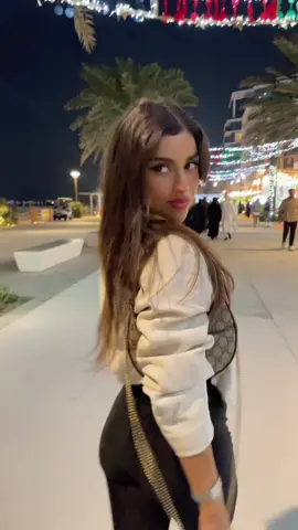 Wanna be in your private jet ✨ #foryoupage #fyp #fypシ #foryou #فوريو_العرب #ناديا_صدقي #nadia_sedki #coldweather 