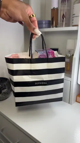 recent Sephora haul✨💌 someone please take my card at this point😫 #sephorahaul #sephorahaul2023 #sephoraunboxing #seporamakeup #whatibought #makeupobbsession #girlythings #girlygirlaesthetic #makeupaesthetic #unboxing #blackgirlluxury #4thegirls