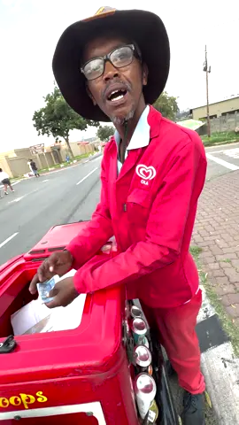 Tipping The Ice-Cream Guy Extra Cash  #kindness #trending #randomactsofkindness