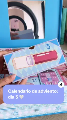 Actualizandome con el dia 3 de mi calendario de adviento de @YesStyle 👀👀 hoy toco una barrita hidratante de KAHI como la que usan en los kdramas 🤭🤭🩷 #adventcalendar #calendariodeadviento #yesstyle #kbeauty #koreanmakeup #koreanskincare #maquillajecoreano #skincarecoreano #skincare #haul #unboxing 