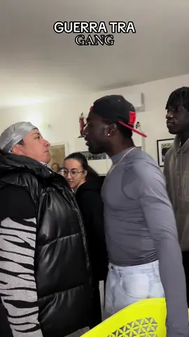 La casa ha solo un BOSS… #famiglia #mamma #fratelli #bigfamily 