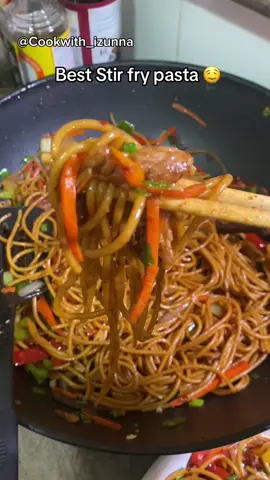 Easy Stir Fry Pasta Recipe. For naija taste buds. Ingredients: Spaghetti  Chicken breasts  Corn starch sesame oil,  black pepper  Shaoxing wine. Onions,  spring onions,  mixed peppers 🫑,  garlic,  Carrots chilli. Soy sauce,  dark soy sauce  and oyster sauce Rice wine vinegar #nigeriantiktok🇳🇬 #nigeriansindiaspora #fyp #nigerianstreetfood #vancouver #nigeriansincanada #stirfrypasta #stirfry 