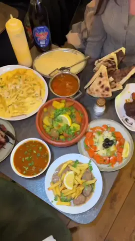 TON RESTAURANT PRÉFÉRÉ ALGERIEN SUR PARIS 🇩🇿 #halal #algerie #maroc #tunisie #magrhebunited #paris #food #parishalal #dz #dzpower #restaurant