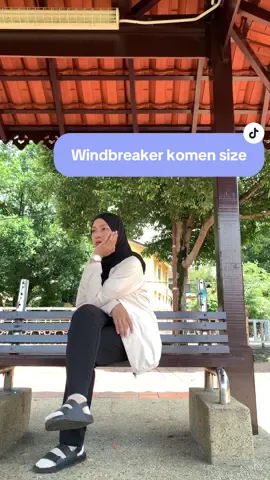 Replying to @wanie Aww KAN!! Thanks cinta for the feedback!! Cepat korang meh komen tinggi and berat, klau lmbt hbis wrna fav korang😜 #elginimalaysia #elginiwindbreaker #elginimurah 