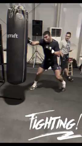 LA QUESTIONE SI FA SERIA!  🔥🥊 Abbes Mouhiidine alle prese con il sacco verso Parigi 2024 🇫🇷💙 #ItaliaTeam #Pugilato #PunchBag #AbbesMouhiidine #fighter #RoadToParis2024 