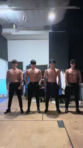 미스터빈 챌린지 // 이게맞나ㅋㅋㅋ🤣🤣🤣#미스터빈챌린지 @👑⭐️🦌청_STAR🦌⭐️ @⭐️🦍범star🦍⭐️ @⭐🐷️우기_STAR🐷⭐️ 
