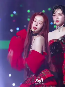 Podría ver sus fancams todo el día #aespa #aespa_official #winter #aespawinter #winteraespa #kpop #red #fypage 