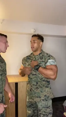 Marine full body guy #marines #zyzz #GymTok #funnyvideos #usmc #militarytiktok #loveyou #friends #friendshipgoals #guys #bodybuilding #wednesday #wednesdayvibes 