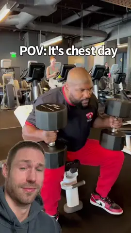 When its chest day and you get shoulder pain! #stitch with @Rampage Jackson #bodybuilding #workout #powerlifting #MMA #mmafighter #rampage #gym #GymTok #shoulderworkout #shoulders #greenscreenvideo 