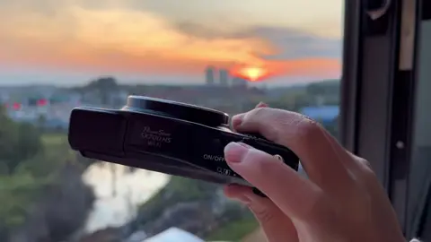 Canon's amazing telephoto picture of the setting sun!  really lovely! #camera #canon #apixtekno #photography #technology #techtok #fyp
