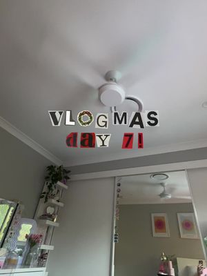 #Vlogmas day 7 🎀