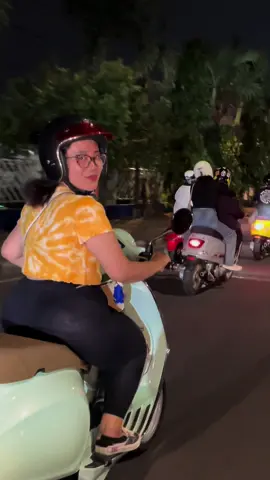 lagunya asik wkwk