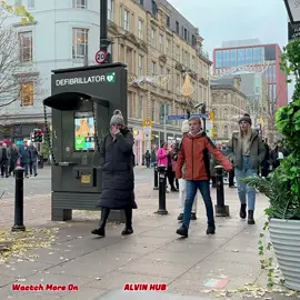 Manchester bushman waited for everyone on sidewalk of deansgate and you know what happens next ahahahahaha #bushmanprank#scareprank #manchesterbushman #alvinhub #manchester #deansgate @tiktok @manchesternews @itvnews @manchesternews