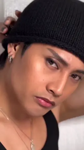 DADEEEEE 🌶️ his moreno skin 🤌 ARF ARF ARF ARF WOOF WOOF! #sb19_ken #kensuson #FELIP #fyp #kensusonpaheadlock #daddyshome 