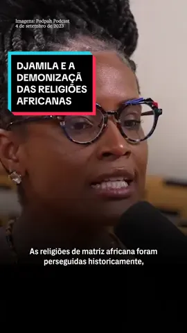 Djamila Ribeiro nos convida a questionar o porquê das religiões de matriz africana serem demonizadas enquanto mitologias gregas são estudadas. Ela destaca o racismo religioso e aponta para a importância de romper com a exclusividade de perspectivas brancas e ocidentais.