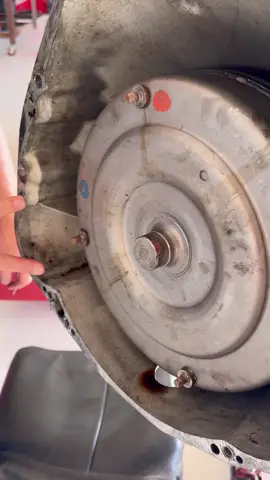Crap happens! But go the distance to make sure it eventually gets done right. This is a dreaded 2 piece rear main seal on a Ford 460ci #ford #autoshop #autorepair 