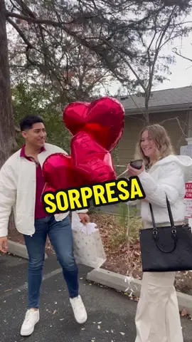 Le hice una sorpresa a Sondra ❤️😭 vean su reaccion 😍 #jcandsondra 