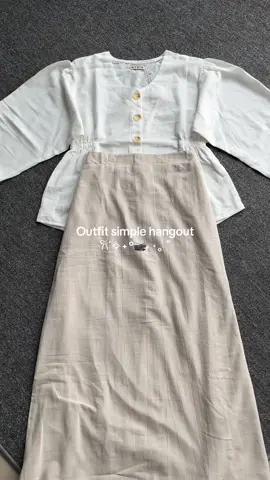 Outfit hangout simpel 𐙚˙✧˖°📷 ༘ ⋆｡ ˚ #outfitsimple #outfithangout #whiteblouse #blouse #skirt #linenskirt 