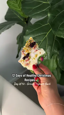 Day 8/12 of Healthy Christmas Recipes so that you can feel your best for the holidays!  Grinch Yogurt Bark 💚  Ingredients 1kg chobani greek yoghurt  20g matcha powder 200g nestle bakers' choice white choc melts 1/2 cup maple syrup 1/2 cup desiccated coconut  1/3 cup dried cranberries 1/3 cup pistachios, chopped Instructions Mix White Chocolate with Matcha and spread on tray and set in freezer for 10 minutes. Mix Greek yoghurt and Maple Syrup and spread on top of the white chocolate. Scatter dried cranberries, chopped pistachios, and coconut over the yoghurt. Freeze until firm, then cut or break into pieces and serve. Its so much fun to make and it’s delicious!  Enjoy! #christmasfood #12daysofchristmas #christmastiktok #grinchdesserts 