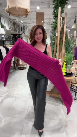 Fashion Irene Butsch #fashion #fashiontiktok #fashiontips #fashiondesigner #fashiondesign #schal #tuch #шарф #idee #fashionideas #fashionidea #coesfeld 