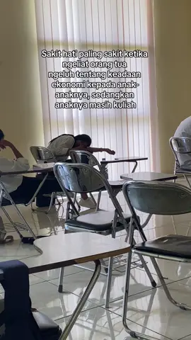 @kosong bagian 3 | ya allah sukses kan lh hamba mu ini, agar org tua kami banga dengan anak ny ini amiiin #kuliah #kampusmerdeka #univesutasjambi #uinstsjambi✨ #maba2022 #mahasiswa #fypシ #fyppppppppppppppppppppppp #orangtuasegalanya #tiktokjambi 