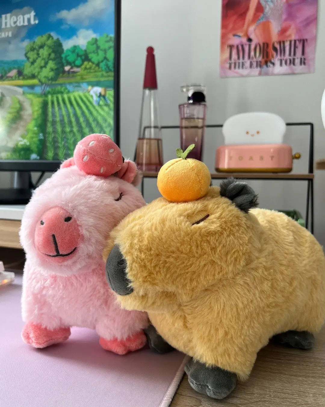 these cute capybara stuffed animals ✨ my dog loves them too featuring plushies from @Capyera.official  #desk #deskfinds #deskaccessories #stuffedanimals #capybara #capybaratiktok #capyera 