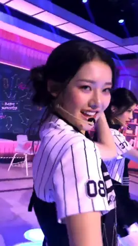 #rora #babymonster #babymonsterbatterup #liveperformance #schoolversion #ygfam #rorabaemon 