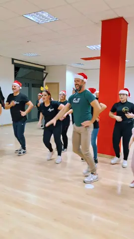 Ruda Tanczy jak szalona #rudatanczyjakszalona #czadoman #dc #polska #polonia #poland #polish #perte #foryou #pourtoi #parati #socialdance #paolomarincolo @Czadoman 
