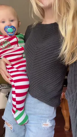 #MomsofTikTok 