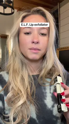 Elf lip exfoliator and its so cheap 😱😱 #elflipexfoliator #elflipscrub #elfmakeupreview #elfmakeup #elfcosmetics @e.l.f. Cosmetics 