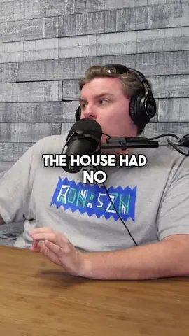 Tim Dillon tells the story of his crazy brooklyn roomate #funny #fyp #foryou #fypシ #foryoupage #timdillon #standup #comedy #standupcomedy #podcast 
